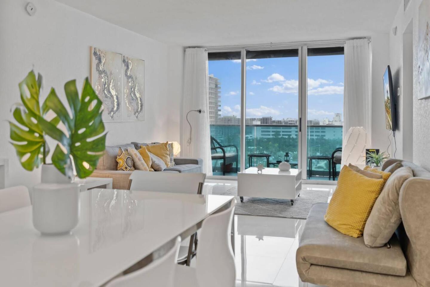Great Apartment With Beach Access 할리우드 외부 사진