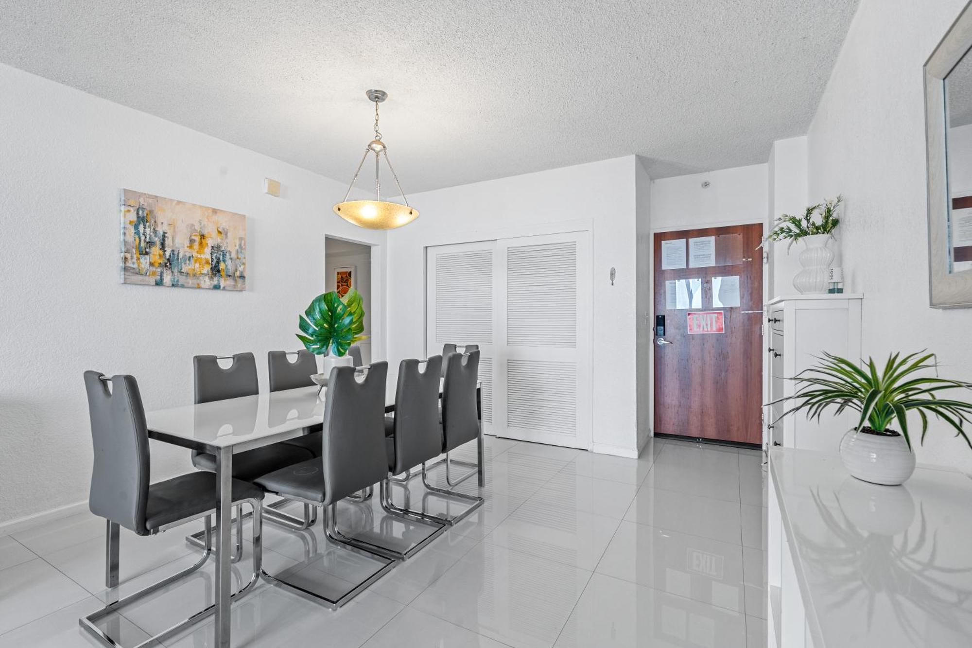 Great Apartment With Beach Access 할리우드 외부 사진